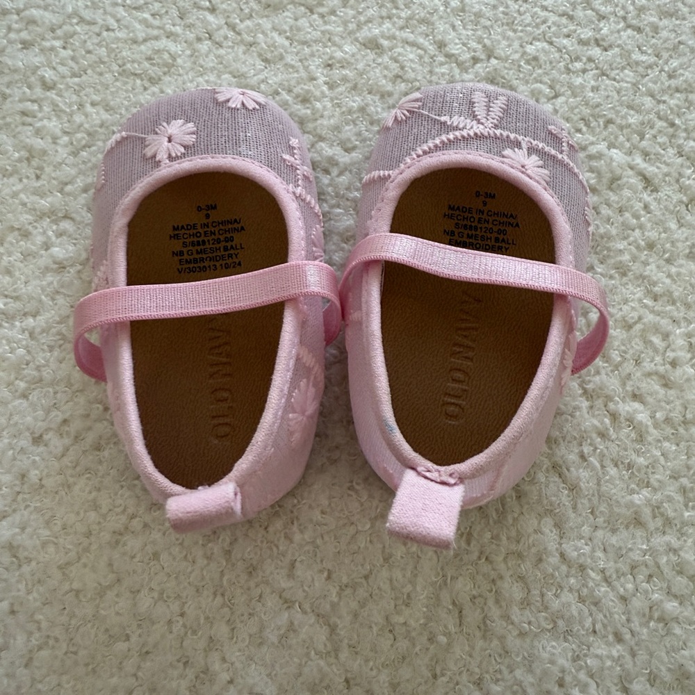 Old Navy Pink Baby Shoes with Embroidered Flowers